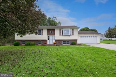 571 E Tolna Road, Shrewsbury, PA 17361 - Photo 4