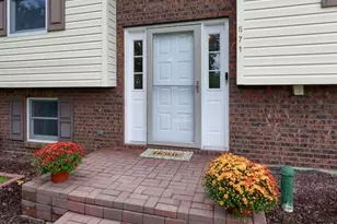 571 E Tolna Rd, Shrewsbury, PA 17361 - Photo 2