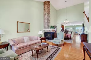 113 Shetland Dr, Red Lion, PA 17356 - Photo 2
