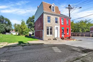 555 McKenzie St, York, PA 17401 - Photo 2