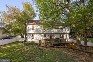 880 Edmund Ave, York, PA 17404 - Photo 2