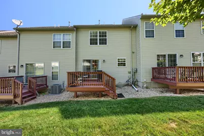 2714 Hunters Crest Drive #28, York, PA 17402 - Photo 6