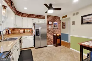 2731 Cambridge Rd, York, PA 17402 - Photo 8