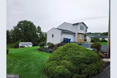 304 Nebinger Street, Lewisberry, PA 17339 - Photo 2