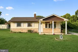 2435 Dunbar Rd, York, PA 17408 - Photo 2