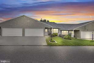 4713 Orchid Wy, Dover, PA 17315 - Photo 2