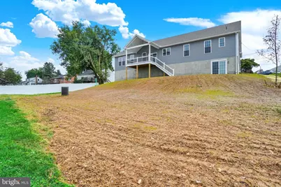 11 W Crestlyn Drive, York, PA 17402 - Photo 26