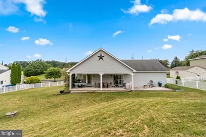 440 Sunset Drive, Hanover, PA 17331 - Photo 4