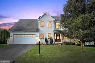 2163 Rillian Ln, York, PA 17404 - Photo 1