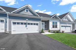133 Bailey Dr, Hanover, PA 17331 - Photo 1