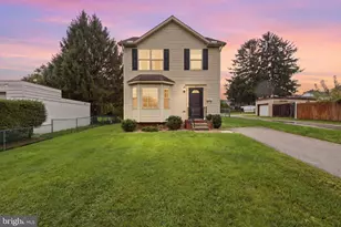 120 Peter St, Hanover, PA 17331 - Photo 1
