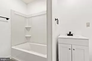 740 E Clarke Ave, York, PA 17403 - Photo 26