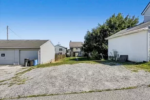 26 S Pine St, Red Lion, PA 17356 - Photo 22