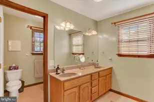 410 Hemlock Dr, New Cumberland, PA 17070 - Photo 20