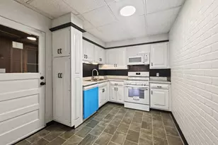 54 N Broad St, York, PA 17403 - Photo 10