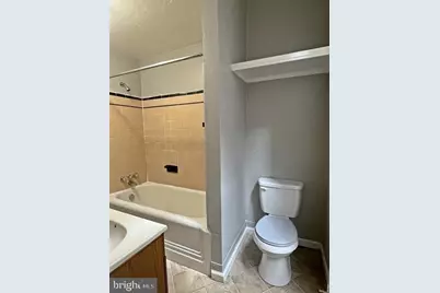140 E Philadelphia Street #2, York, PA 17401 - Photo 6