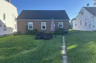 115 W Maple St, Dallastown, PA 17313 - Photo 2