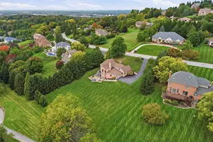 1460 S Wyndham Dr, York, PA 17403 - Photo 98