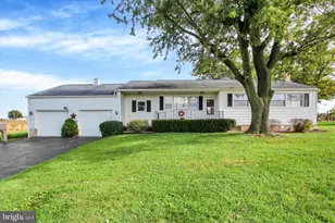 200 Big Mt Rd, Thomasville, PA 17364 - Photo 2