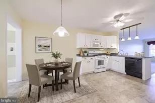 3564 Mark Dr, York, PA 17402 - Photo 4