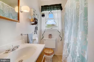 233 Eastland Ave, York, PA 17406 - Photo 14