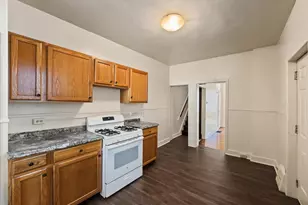 41 E Maple St, York, PA 17401 - Photo 8