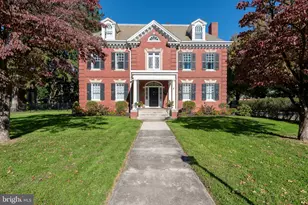 49 E Springettsbury Ave, York, PA 17403 - Photo 1