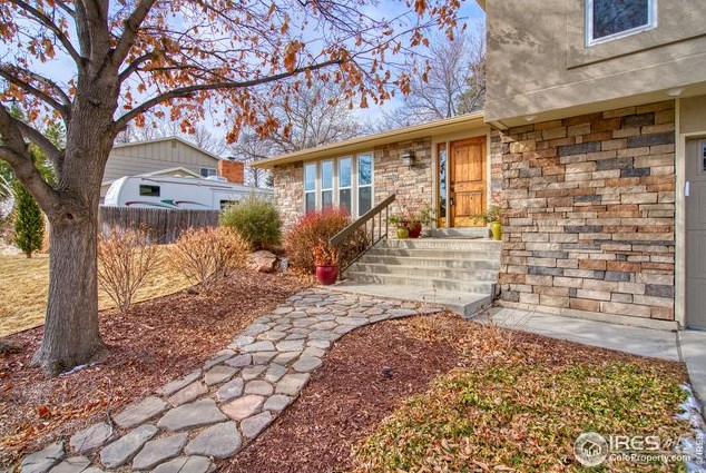 5437 Cimarron Rd, Littleton, CO 80123-2995