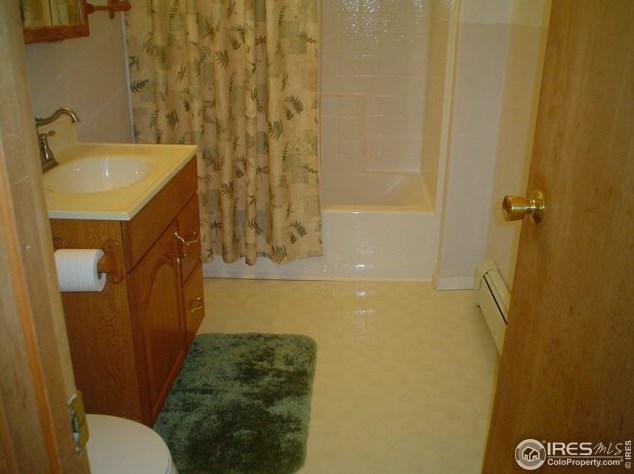 230 7th Ave, Sterling CO 80751-2940 exterior