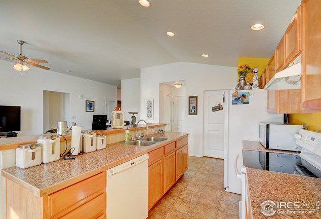 7034 Mcclellan Rd, Wellington CO 80549-2313 exterior