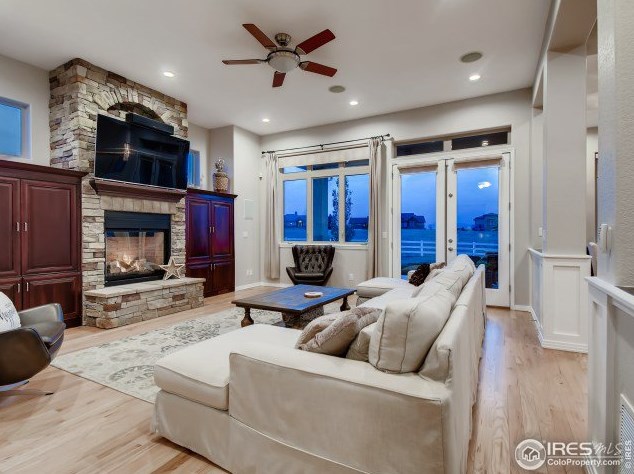 160 Commander Cir, Erie CO 80516-8147 exterior