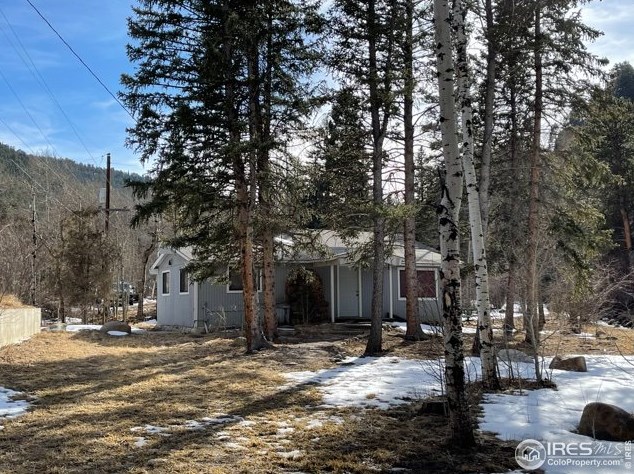 704 Riverside Dr, Lyons, CO 80540