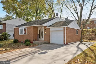 44 E Bellamy Drive, New Castle, DE 19720 - Photo 1