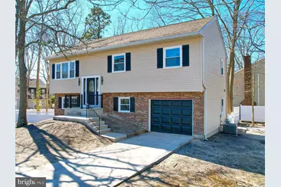 15 Wayne Drive, Somers Point, NJ 08244 - Photo 1