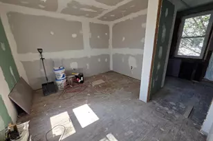 300 York St, Burlington, NJ 08016 - Photo 16