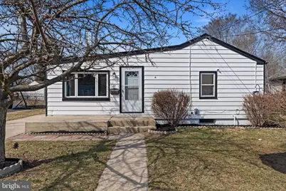 29 E. 4th Street, Burlington, NJ 08016 - Photo 1