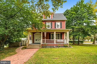 832 Cinnaminson Avenue, Palmyra, NJ 08065 - Photo 1