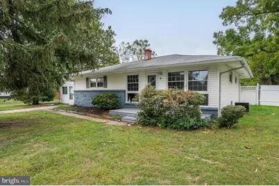 3 Laurie Way, Burlington, NJ 08016 - Photo 1