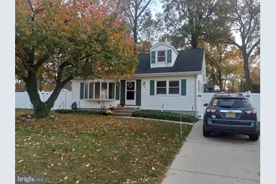 15 18th Street, Burlington, NJ 08016 - Photo 1