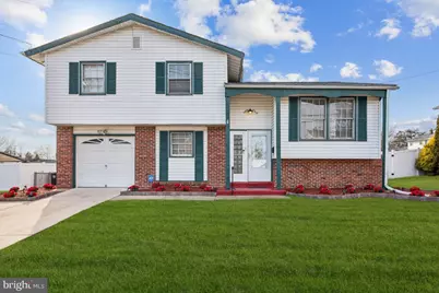 2211 Chestnut Hill Drive, Cinnaminson, NJ 08077 - Photo 1