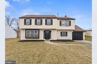 98 Red Stone Ridge, Delran, NJ 08075 - Photo 1