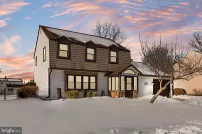 247 Southview Drive, Delran, NJ 08075 - Photo 1