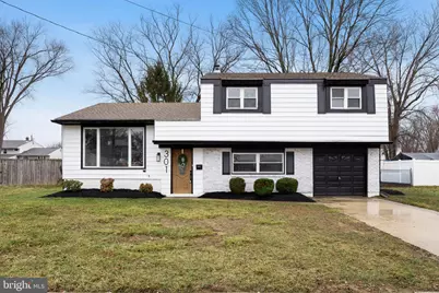 301 Cardinal Road, Beverly, NJ 08010 - Photo 1