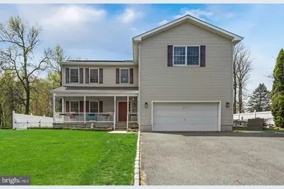 202 Union Street, Bordentown, NJ 08505 - Photo 1