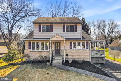 242 Center Street, Moorestown, NJ 08057 - Photo 1