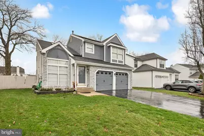 6 Berkely Drive, Burlington, NJ 08016 - Photo 1