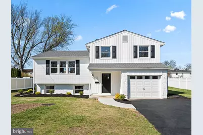15 Arrowhead Drive, Marlton, NJ 08053 - Photo 1