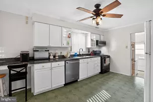 372 Cutler Ave, Maple Shade, NJ 08052 - Photo 8