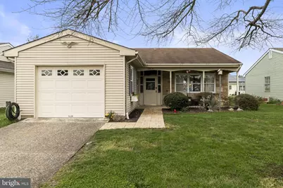 61 Chatham Place, Southampton, NJ 08088 - Photo 1