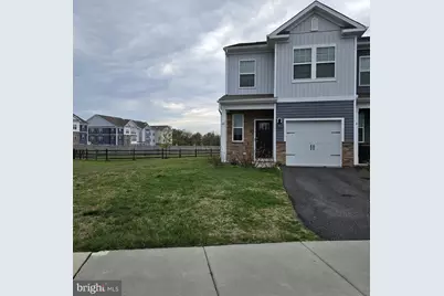 48 Peregrine Way, Burlington, NJ 08016 - Photo 1